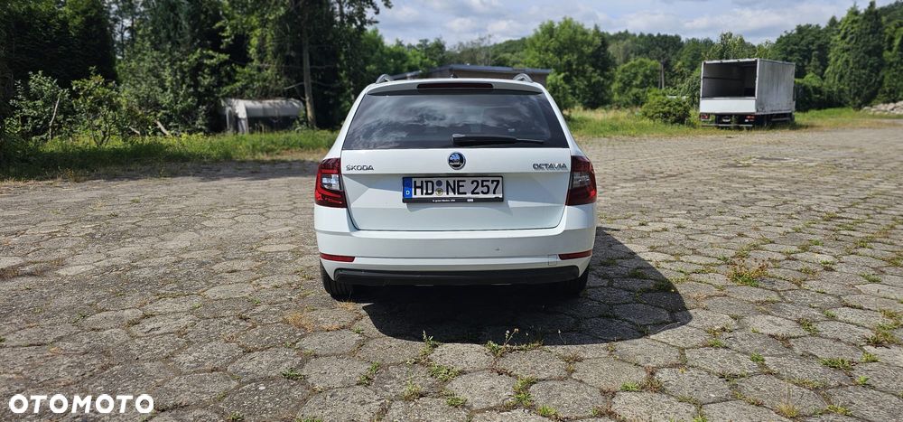 Skoda Octavia 2.0 TDI DSG Clever - 5