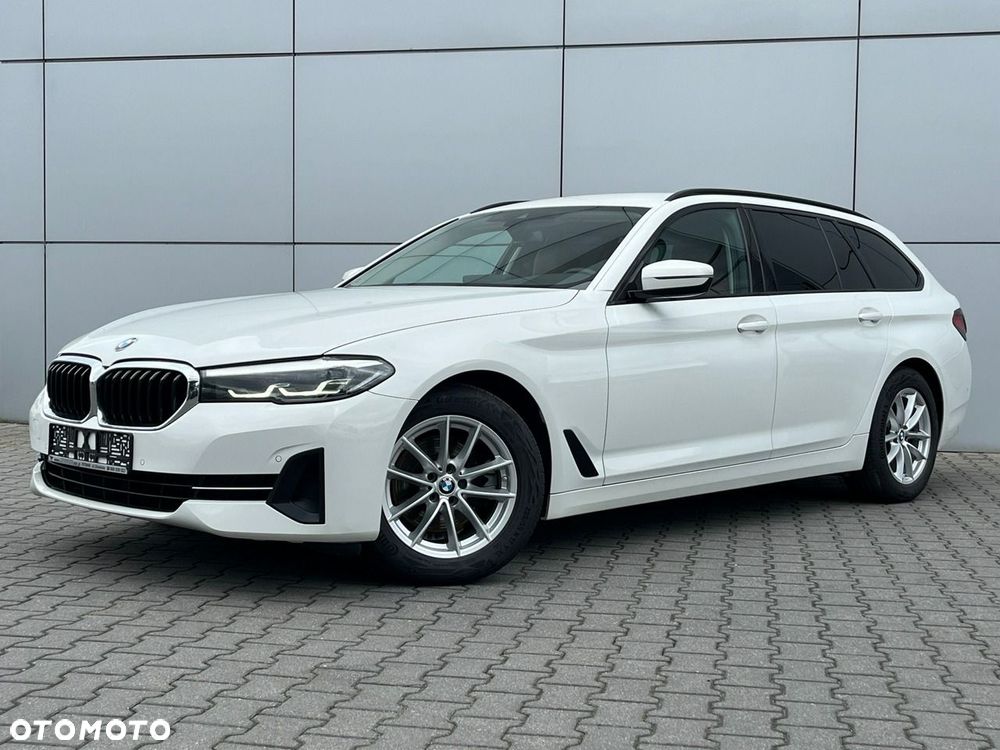 BMW Seria 5 520d xDrive - 3
