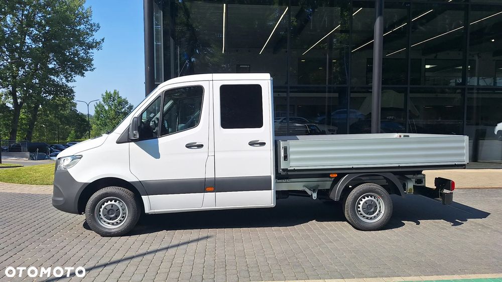 Mercedes-Benz Sprinter - 2