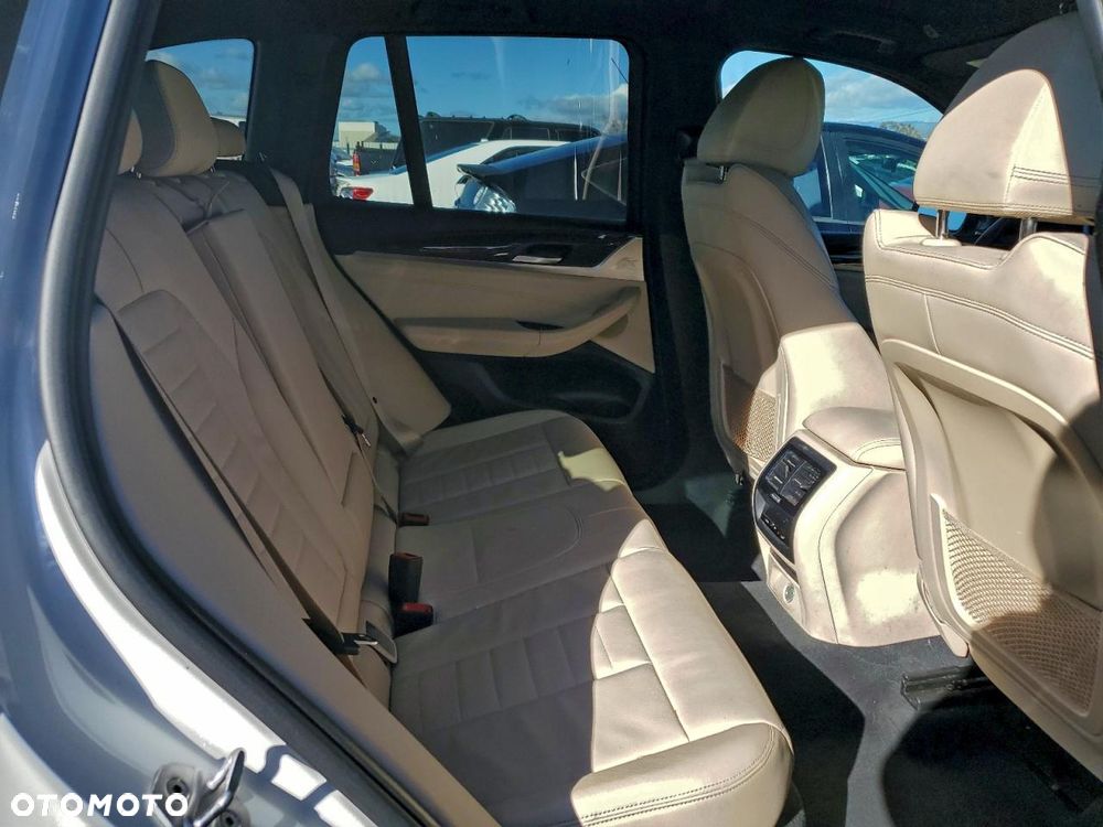 BMW X3 xDrive30i GPF xLine sport - 10