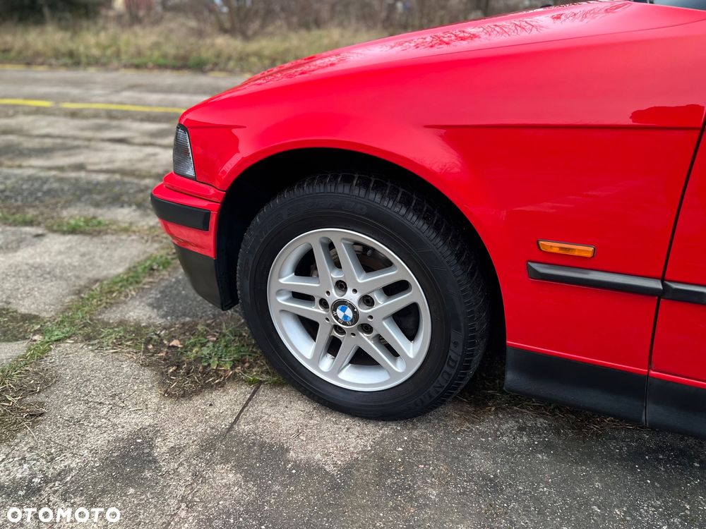 BMW Seria 3 316i - 8