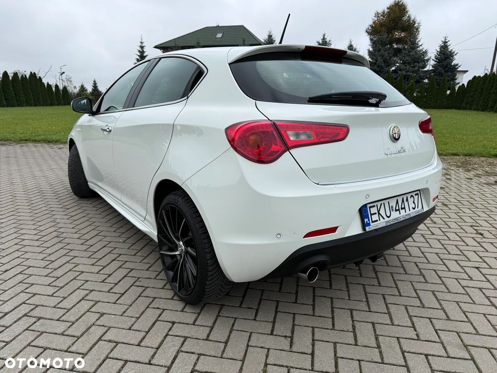 Alfa Romeo Giulietta - 13