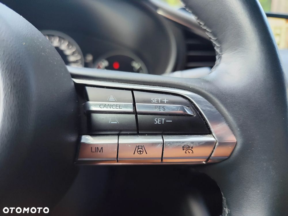 Mazda 3 SKYACTIV-G 2.0 M-Hybrid - 15