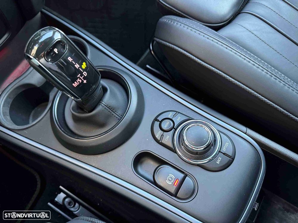 MINI Countryman Cooper D Premium First Essential Auto - 18