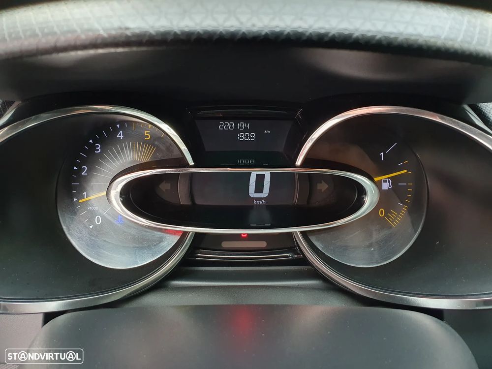 Renault Clio Sport Tourer dCi 90 Dynamique - 12