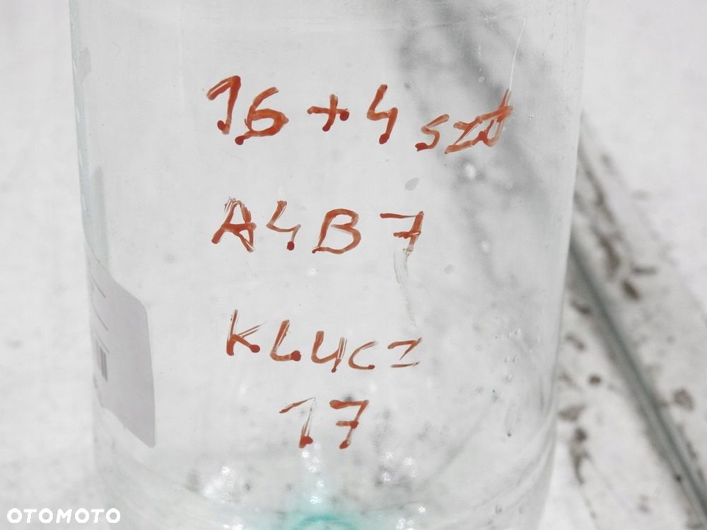 ŚRUBA ŚRUBY FELG AUDI A4 B7 - 8