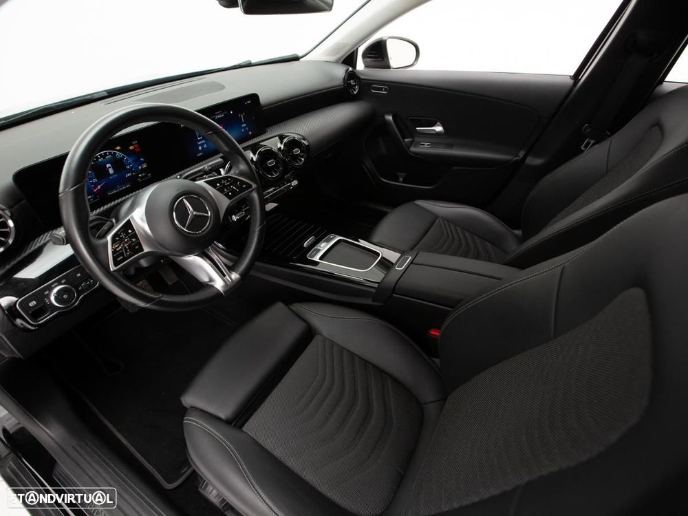 Mercedes-Benz A 250 e - 7