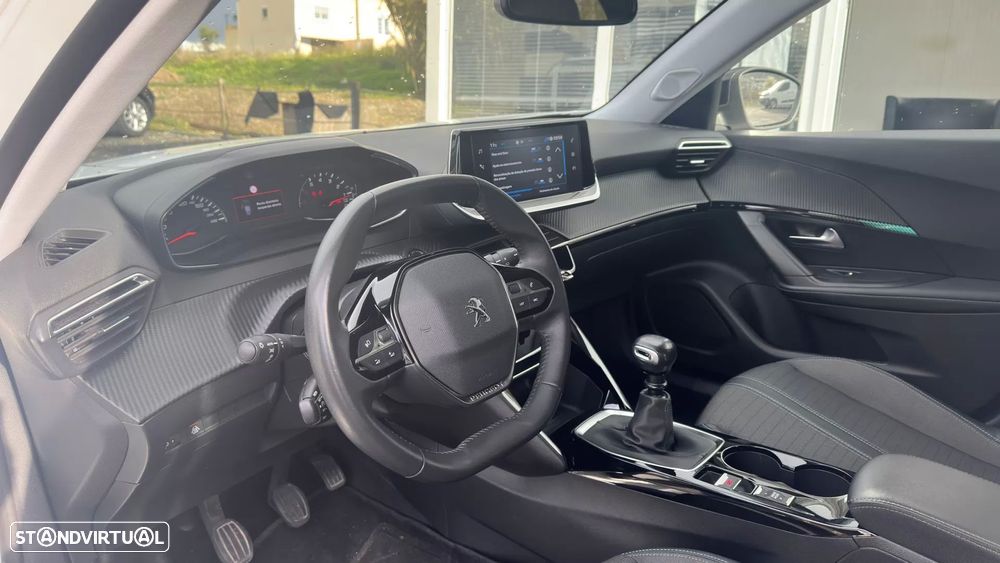 Peugeot 2008 1.5 BlueHDi Allure Pack - 24