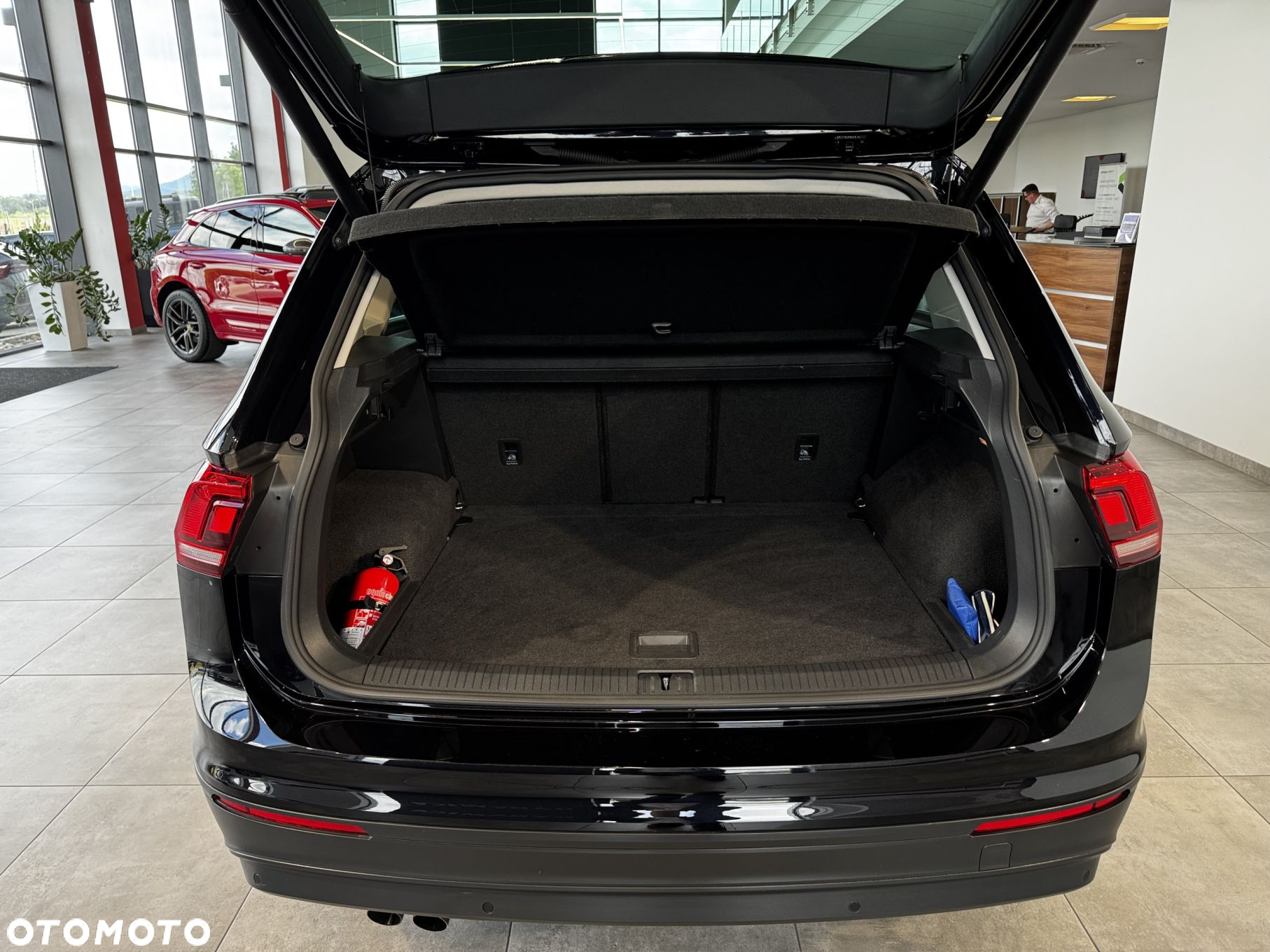 Volkswagen Tiguan - 13
