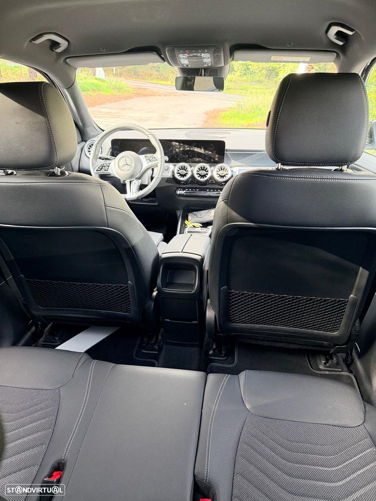 Mercedes-Benz EQB - 14