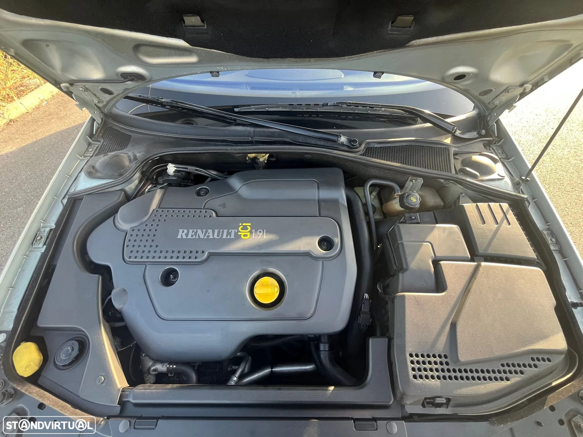 Renault Laguna 1.9 dCi Privilège - 3