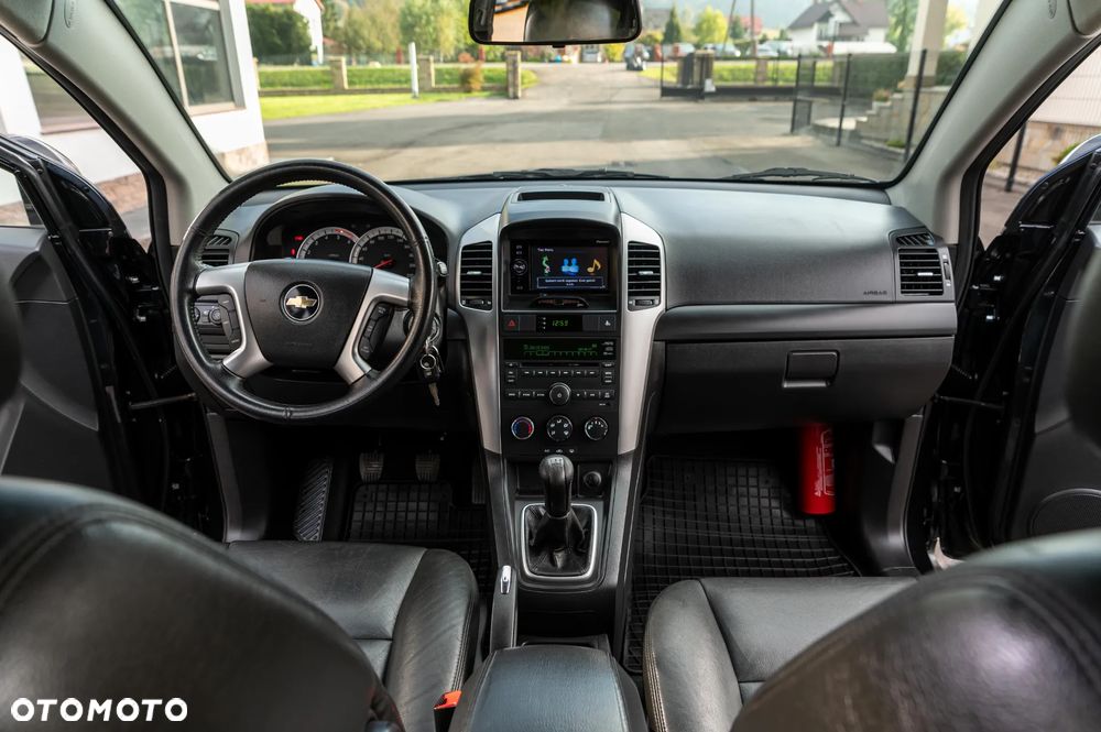 Chevrolet Captiva 2.0 d LS 5os - 23
