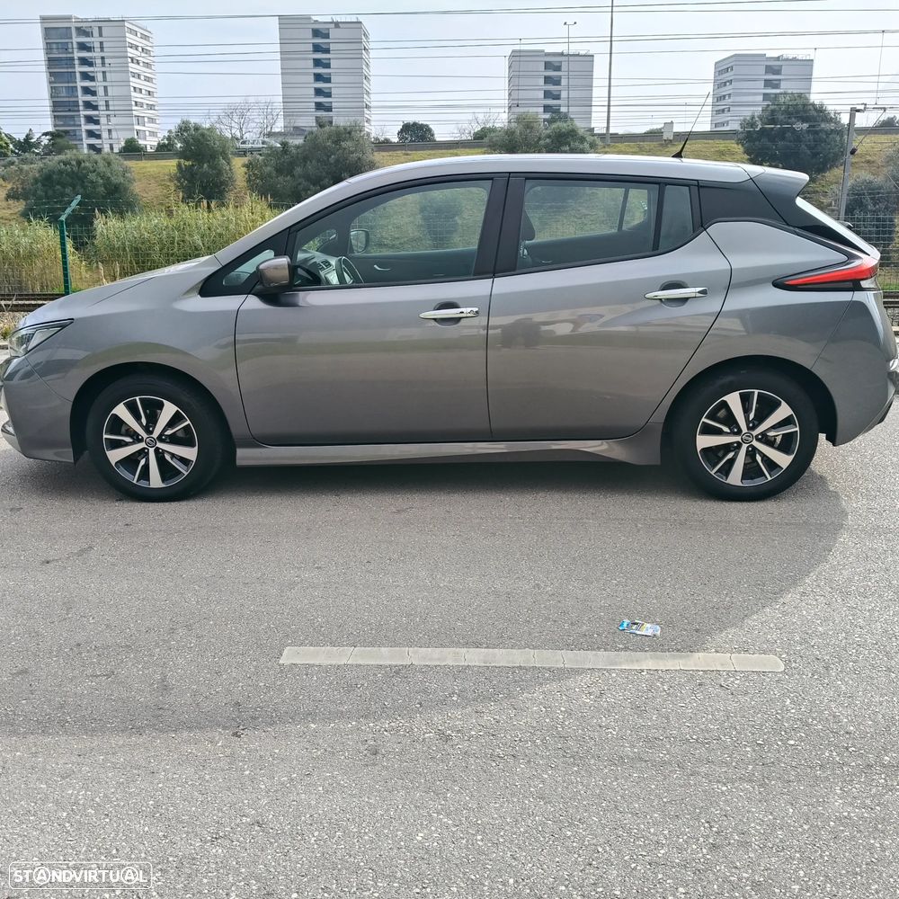 Nissan Leaf Acenta - 1
