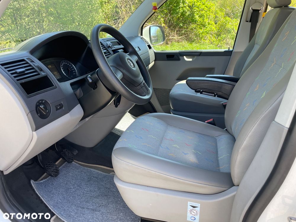 Volkswagen Transporter - 21