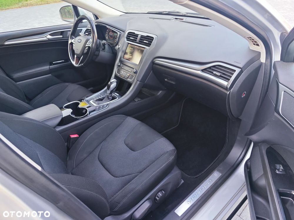 Ford Mondeo 2.0 TDCi Titanium PowerShift - 22