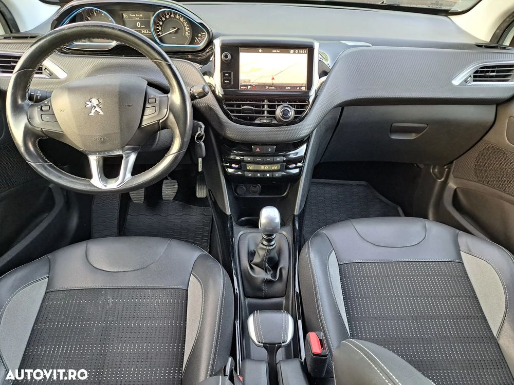 Peugeot 2008 PureTech 130 GPF Stop&Start Allure - 6
