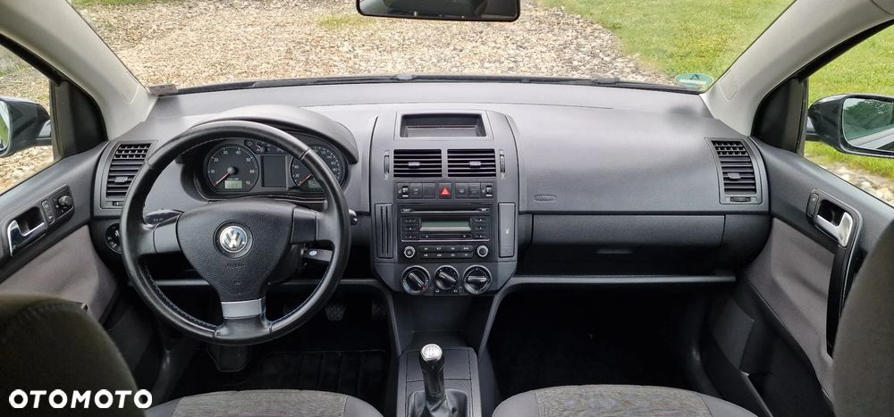 Volkswagen Polo 1.4 Tour - 9