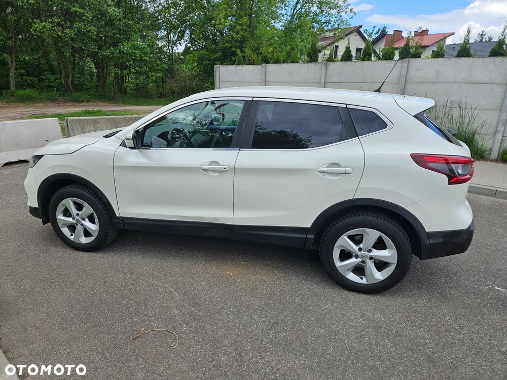 Nissan Qashqai 1.2 DIG-T Acenta - 1