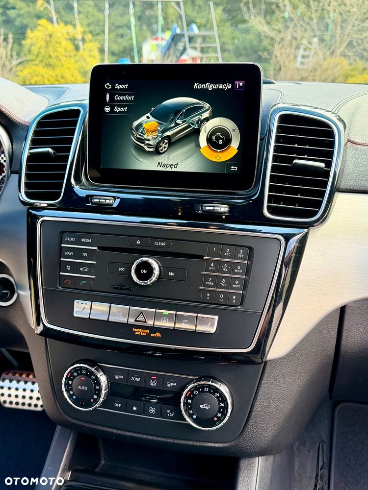 Mercedes-Benz GLE 350 d 4-Matic - 26