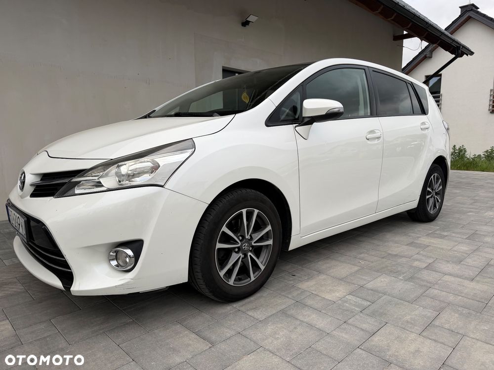 Toyota Verso 2.0 D-4D Active - 10