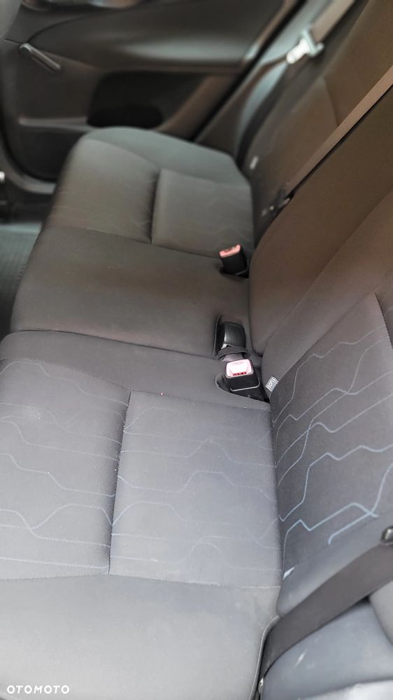 Toyota Auris 1.33 VVT-i Life - 16