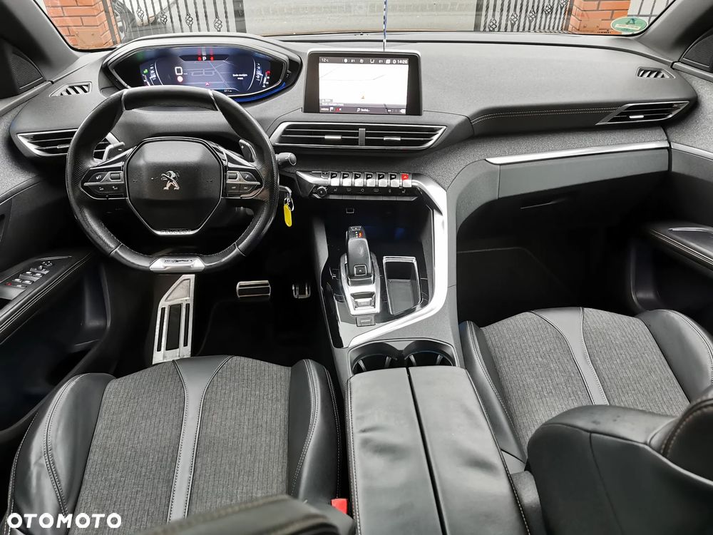 Peugeot 5008 THP 165 EAT6 Stop & Start Allure - 17