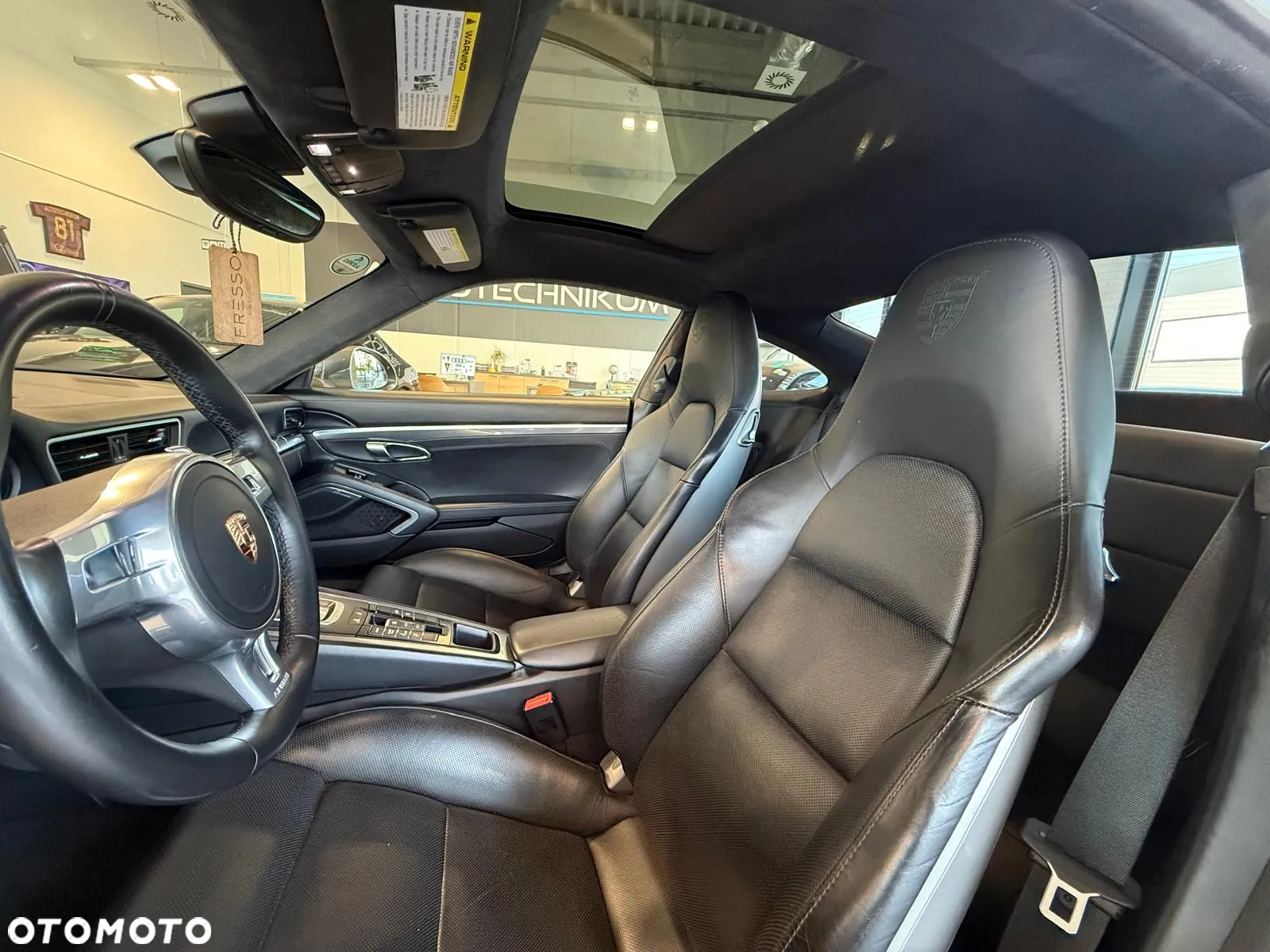 Porsche 911 Carrera 4S PDK - 7