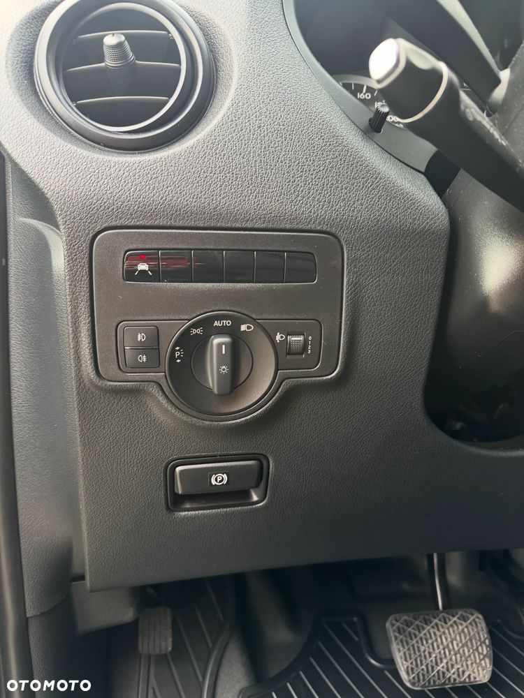 Mercedes-Benz Vito - 19