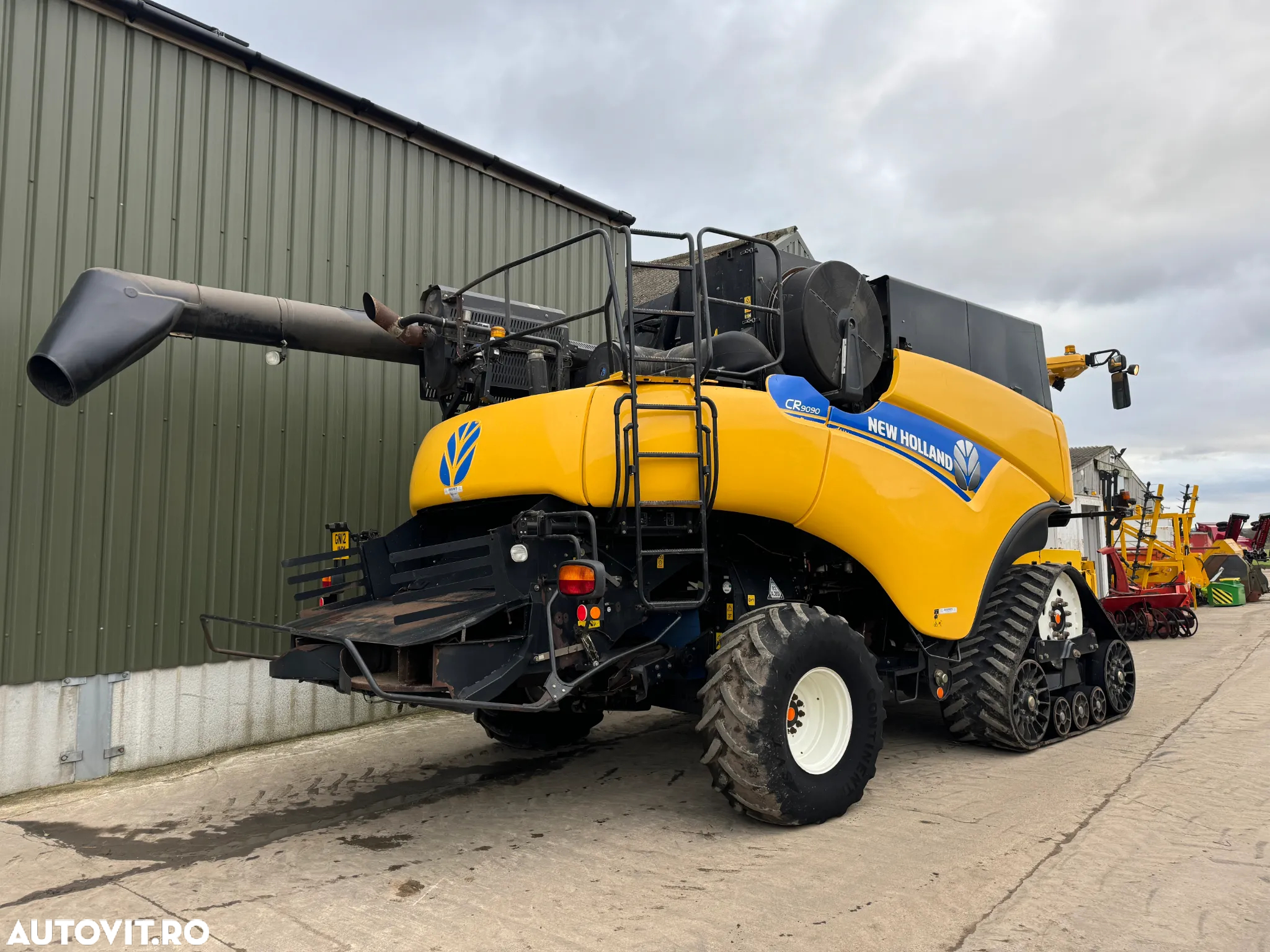 New Holland cr9090 - 3