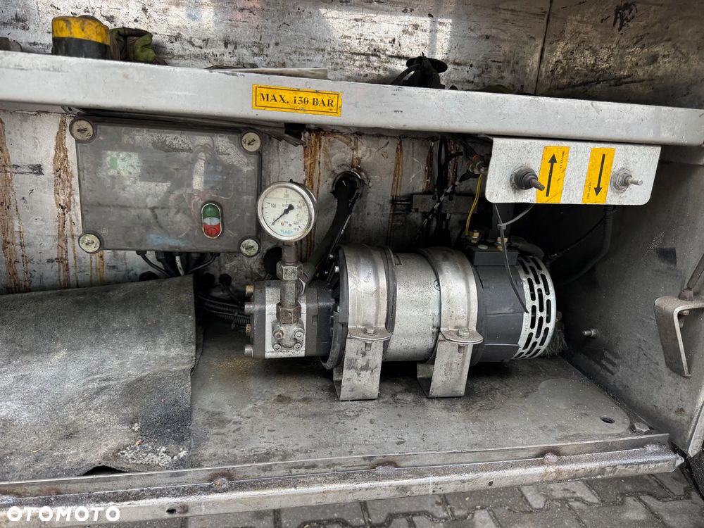 Lag Podkontenerowa z wywrotem !!  Hydraulika!!, 117.000km!! - 19