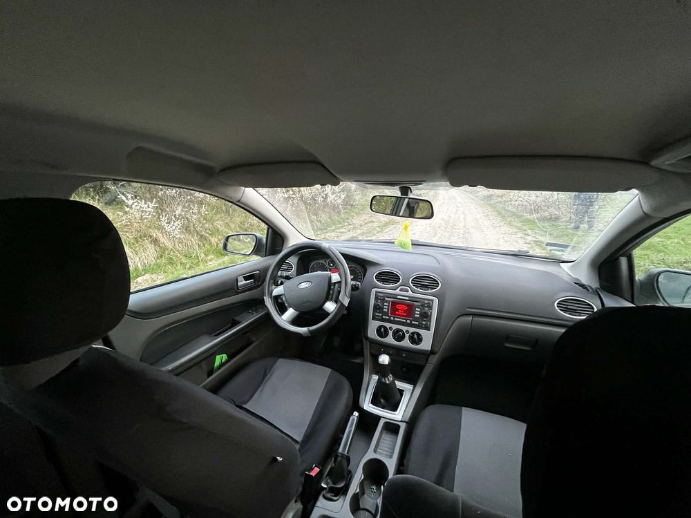 Ford Focus 1.6 TDCi Ambiente - 3