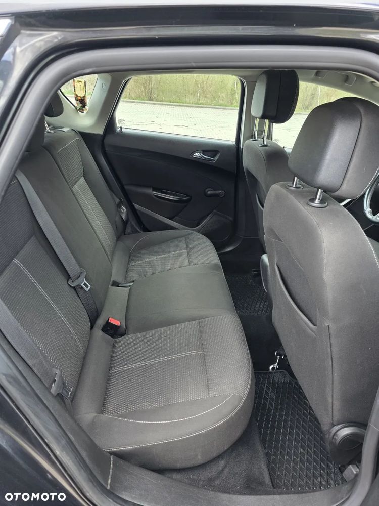 Opel Astra 1.4 T Cosmo - 6