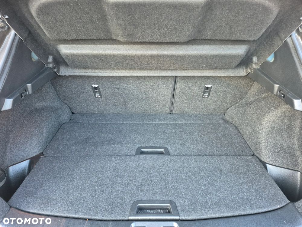 Nissan Qashqai 1.2 DIG-T Xtronic ACENTA - 17