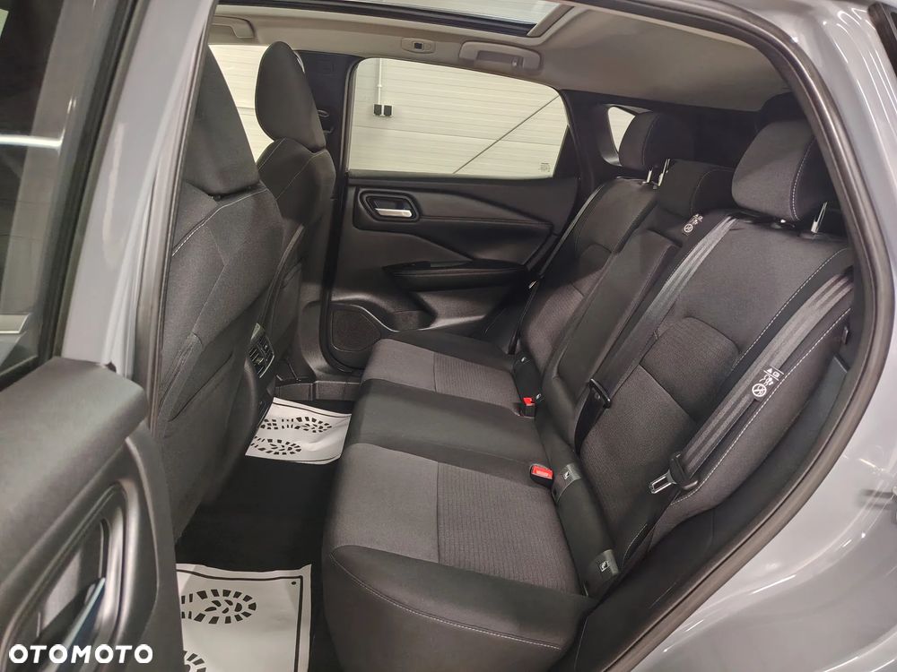 Nissan Qashqai 1.3 DIG-T DCT N-CONNECTA - 21