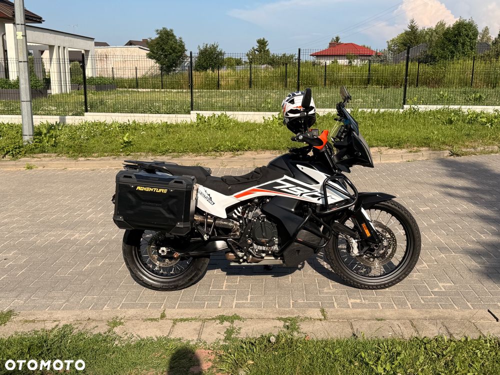 KTM Adventure 790 - 2