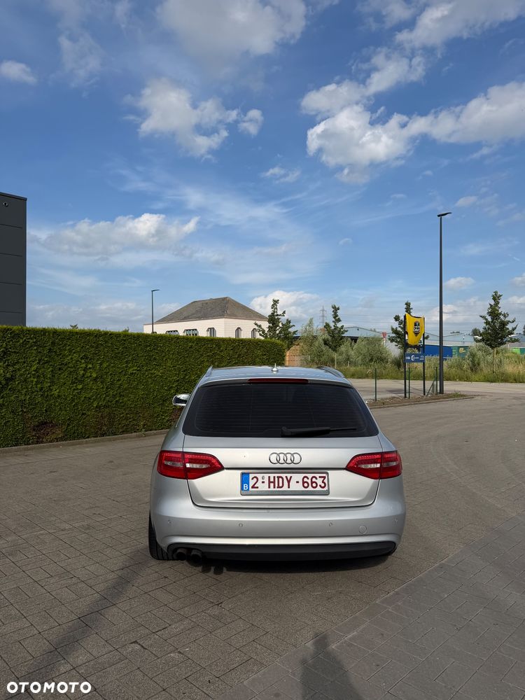 Audi A4 Avant - 12