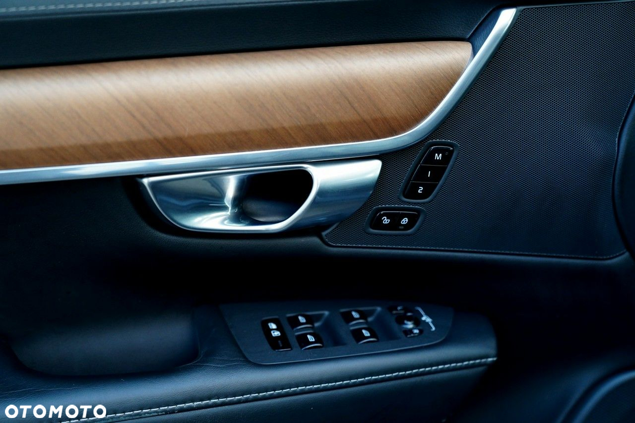 Volvo V90 - 17