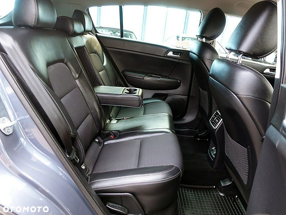 Kia Sportage - 13