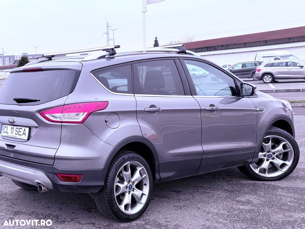Ford Kuga 2.0 TDCi 4WD Powershift Titanium - 5