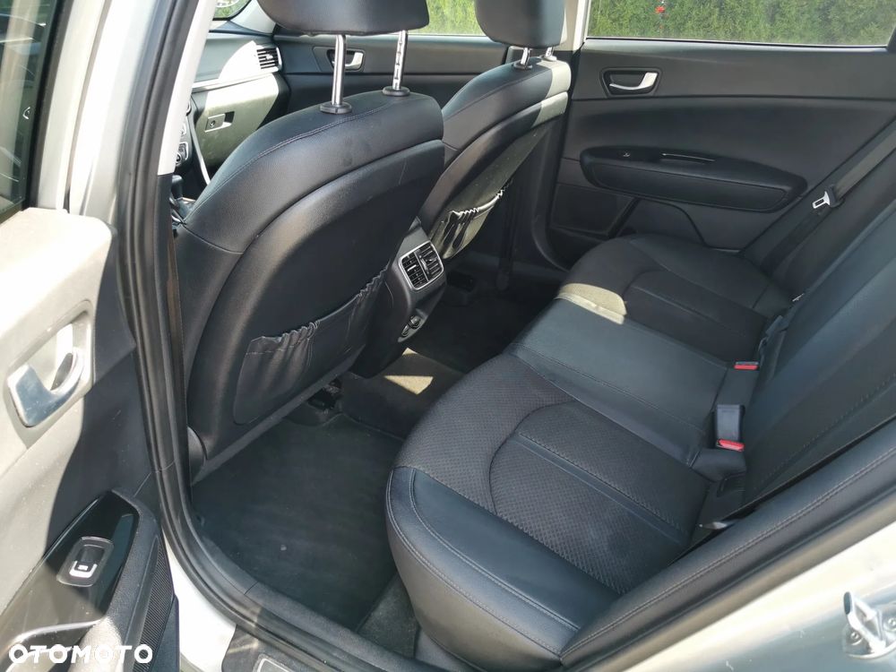 Kia Optima Sportagon 2.0 GDI Spirit - 16