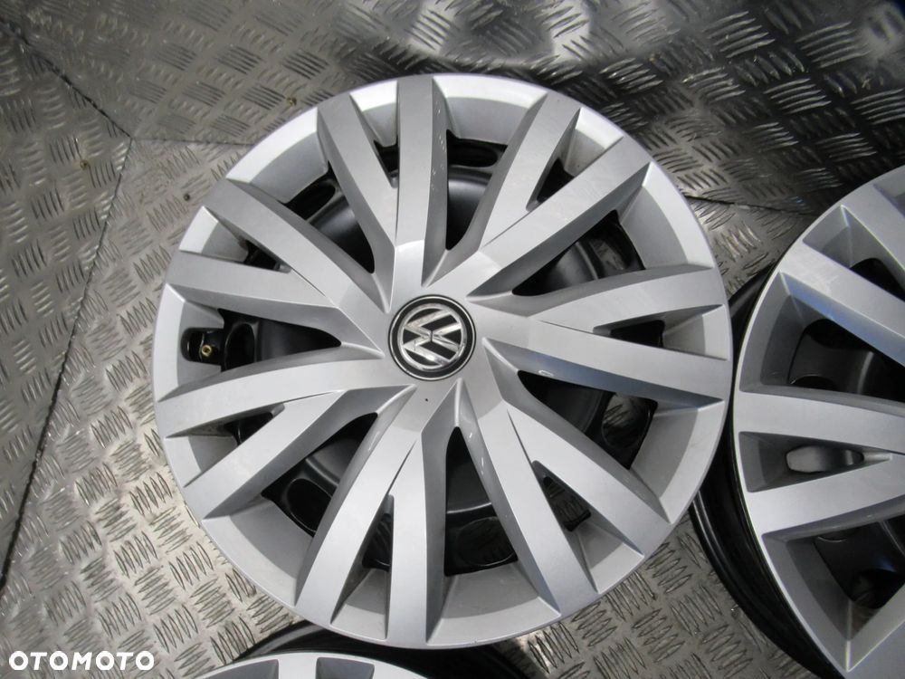Felgi Vw Passat T-Rock Tiguan Touran Golf Caddy 6Jx16 et48 5x112 5Q0 - 3