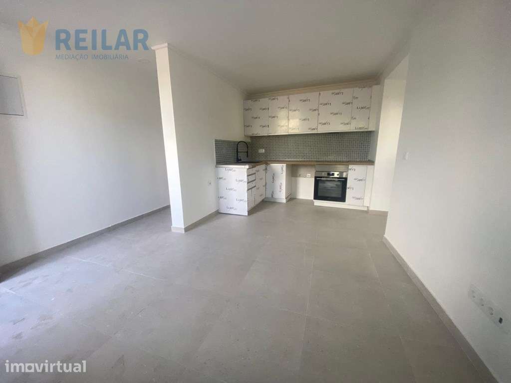 Alenquer - T1 Remodelado - Grande imagem: 2/12