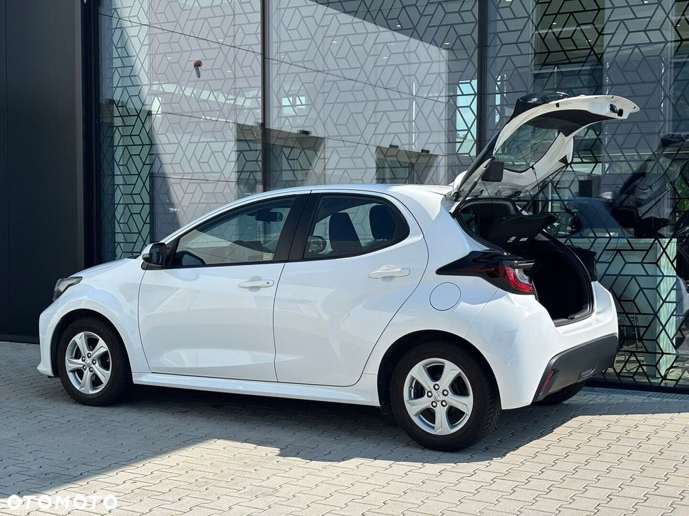 Toyota Yaris - 30