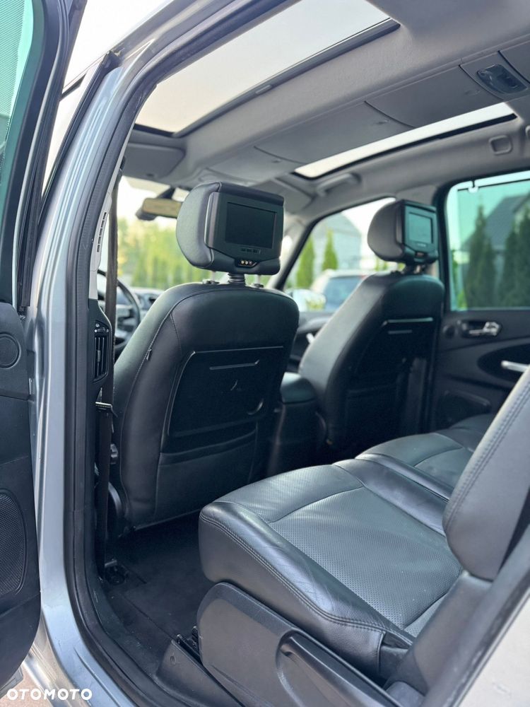 Ford Galaxy 2.0 TDCi DPF Ghia - 35