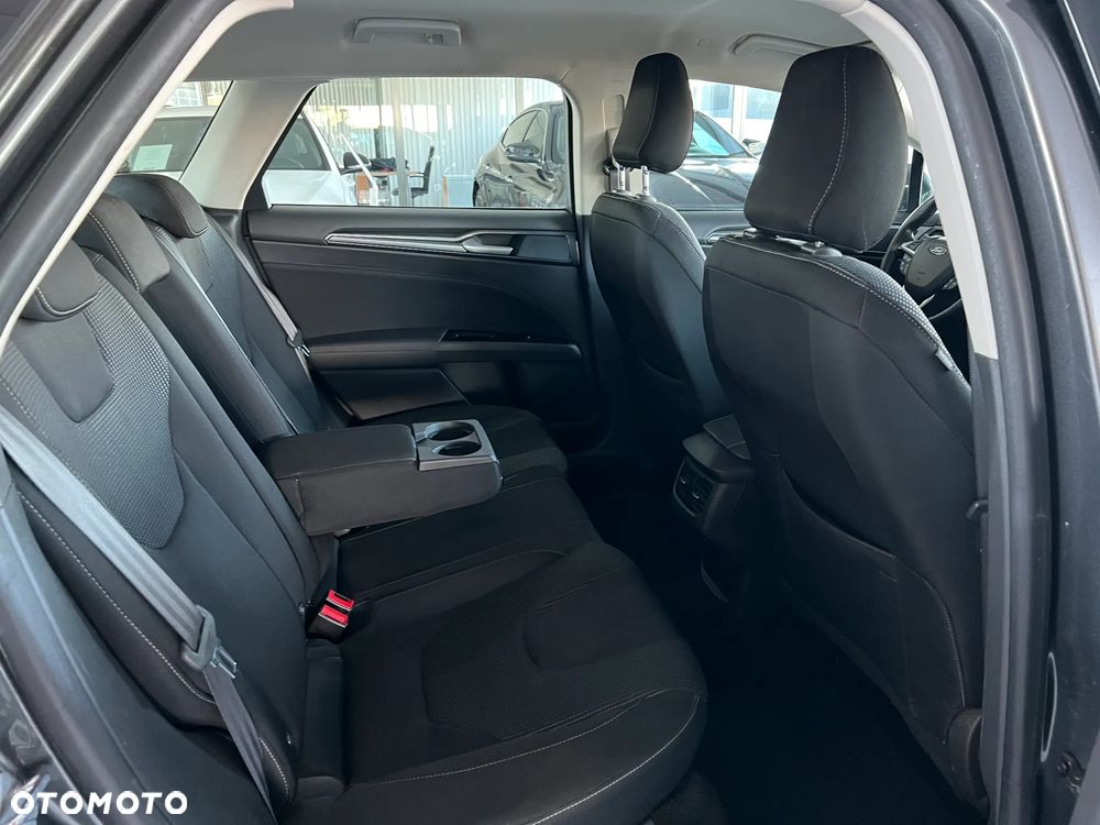 Ford Mondeo 2.0 EcoBlue Titanium - 36