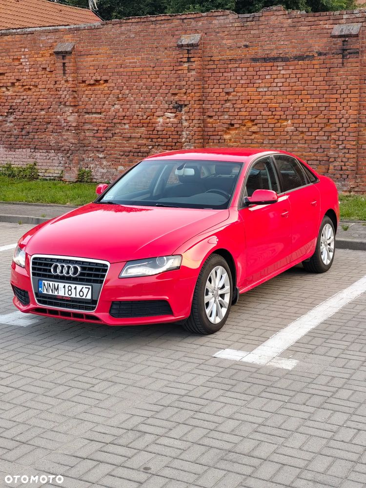 Audi A4 Limousine - 4