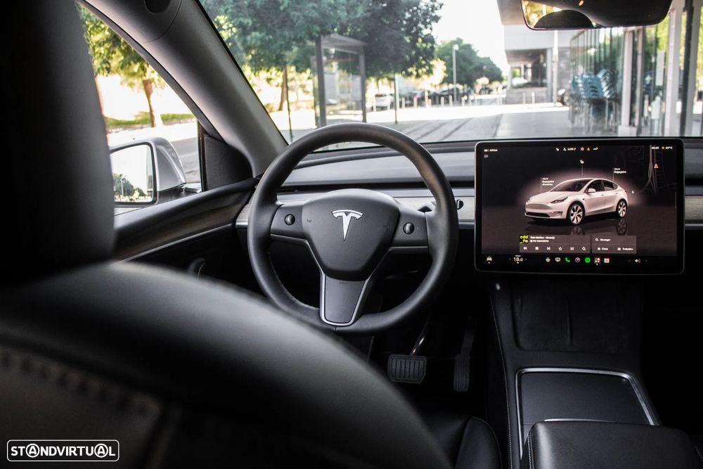 Tesla Model Y Tração Traseira - 30
