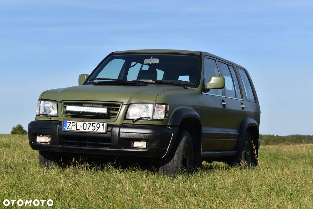 Isuzu Trooper - 5