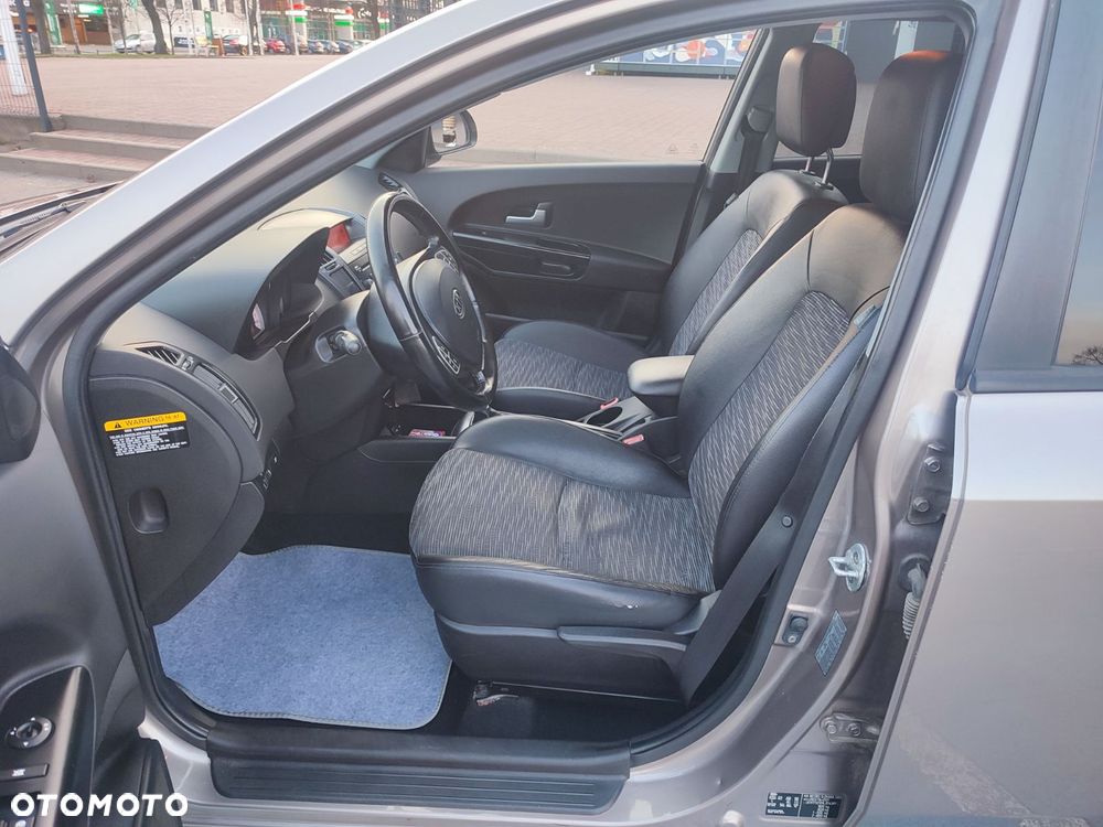 Kia Ceed 1.4 CVVT LX Basis - 22