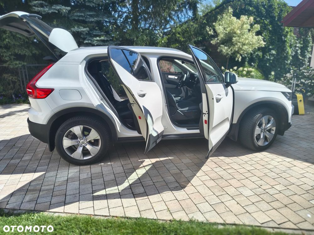 Volvo XC 40 T3 Momentum Pro - 20